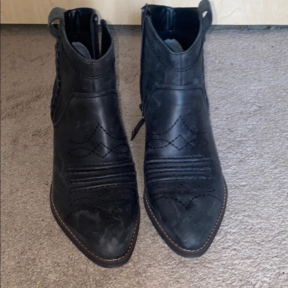 Zodiac leather upper boots